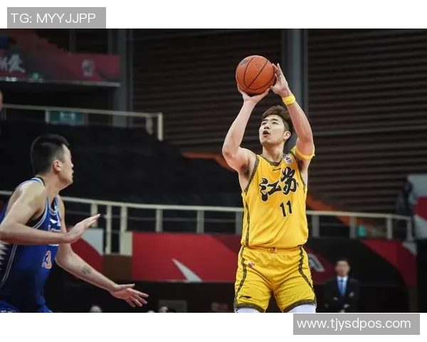 吴冠希：从篮球新星到职业生涯的璀璨之路与未来展望